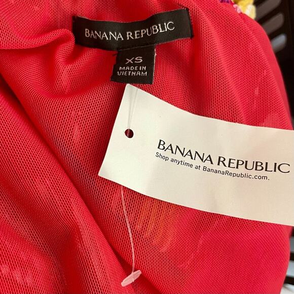 NEW Banana Republic Women's Blouse Red Satin Floral Bow Off-the-Shoulder Top XS - Picture 3 of 10